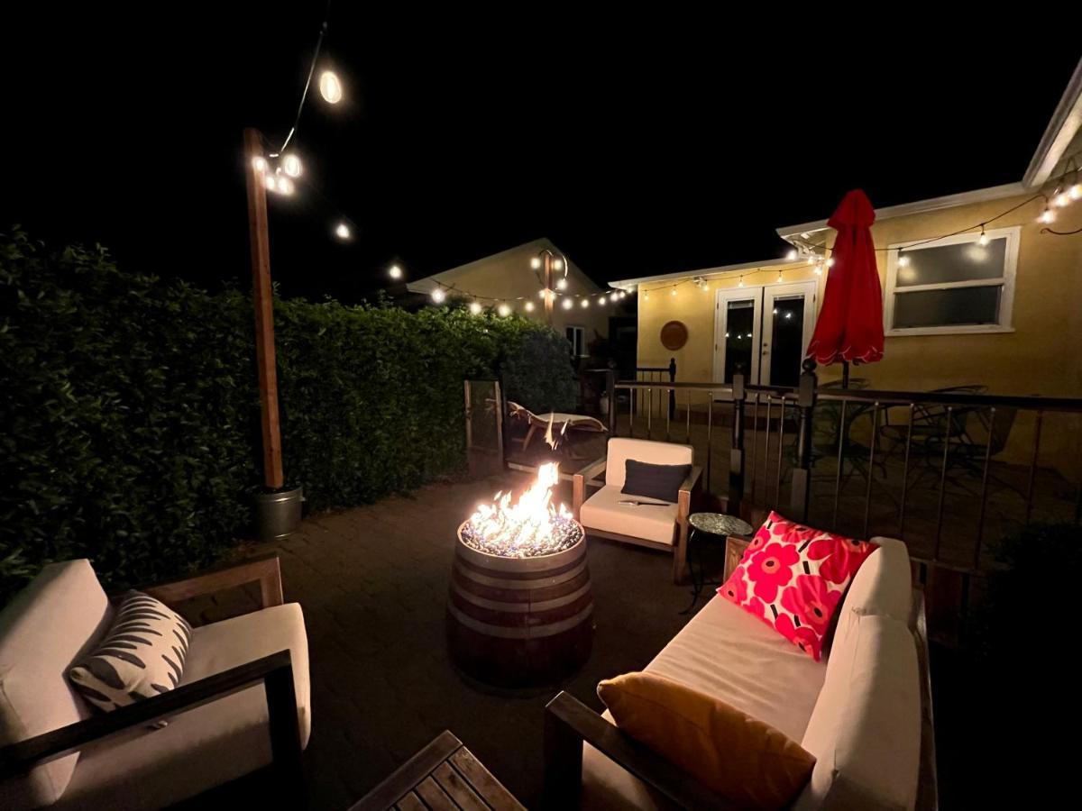 Spacious Renovated Petaluma Home- Pool Table, Fire Pit, Parking Zewnętrze zdjęcie