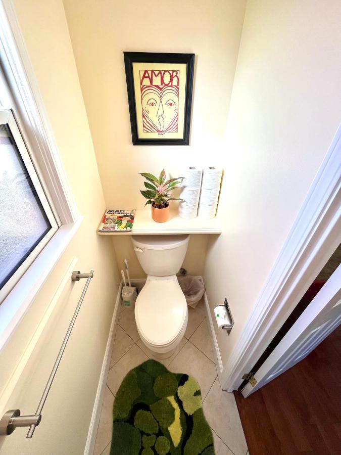 Spacious Renovated Petaluma Home- Pool Table, Fire Pit, Parking Zewnętrze zdjęcie