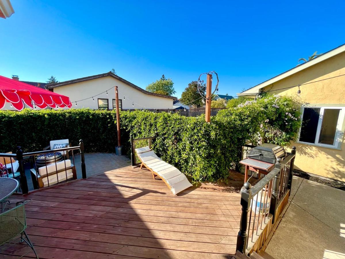 Spacious Renovated Petaluma Home- Pool Table, Fire Pit, Parking Zewnętrze zdjęcie